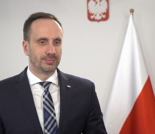 Janusz Kowalski (MAP): 2033 rok na budowę pierwszego bloku atomowego to termin nierealny. Rezygnując z własnego węgla, Polska może się uzależnić od importu gazu