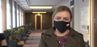 Przedsiębiorcy coraz częściej kontaktują się z urzędami przez internet. Rząd pracuje nad kolejnymi usługami online
