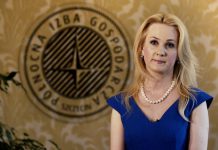 Rząd szykuje się na różne scenariusze czwartej fali. Przedsiębiorcy apelują o niewprowadzanie kolejnego lockdownu