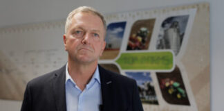 Firmy dzierżawiące grunty od Skarbu Państwa muszą zwrócić majątek rolny. Zagrożony jest też wspierany przez nich ośrodek rehabilitacyjny